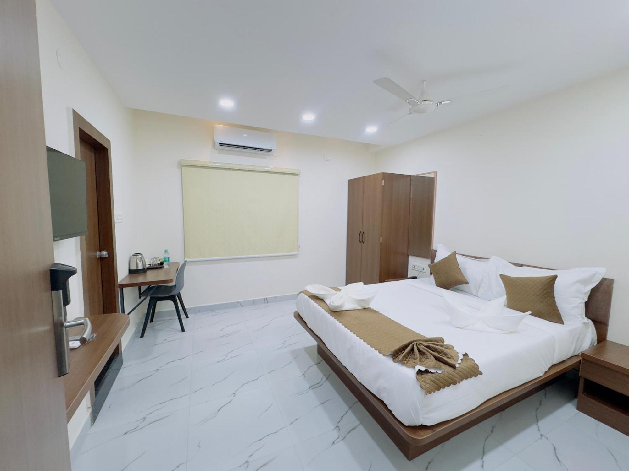Hotel Apex Inn Hyderabad Airport ภายนอก รูปภาพ